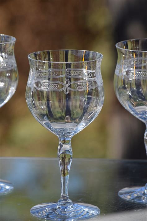 dating antique wine glasses